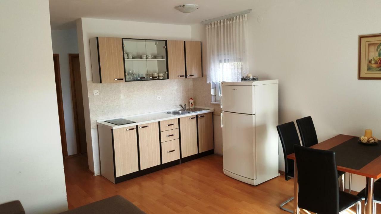 Marina Apartment Biograd Na Moru Exterior foto